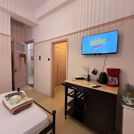 Classic In The Center Loutráki