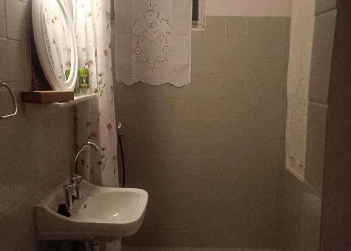 Classic In The Center * Loutráki